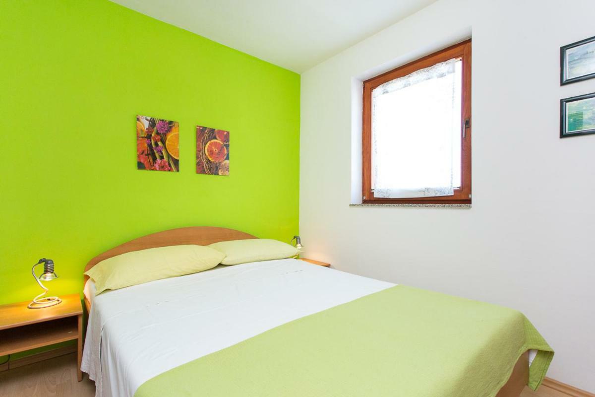 1-Bedroom Apartment With Loggia In Punat Island Krk Ngoại thất bức ảnh